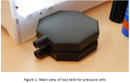 Tank for pressure measuring cells in geotechnical applications